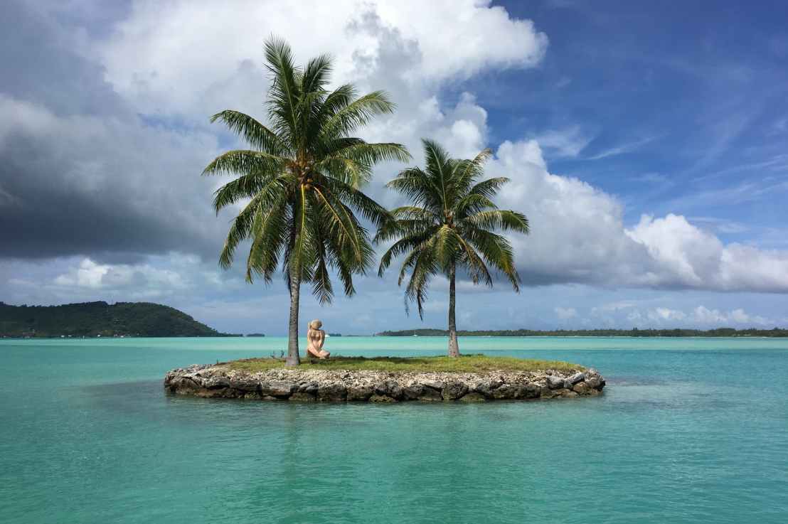 Radio Faux Show Volume 2, Number 7 (February 13, 2022): Desert Island&nbsp;Discs